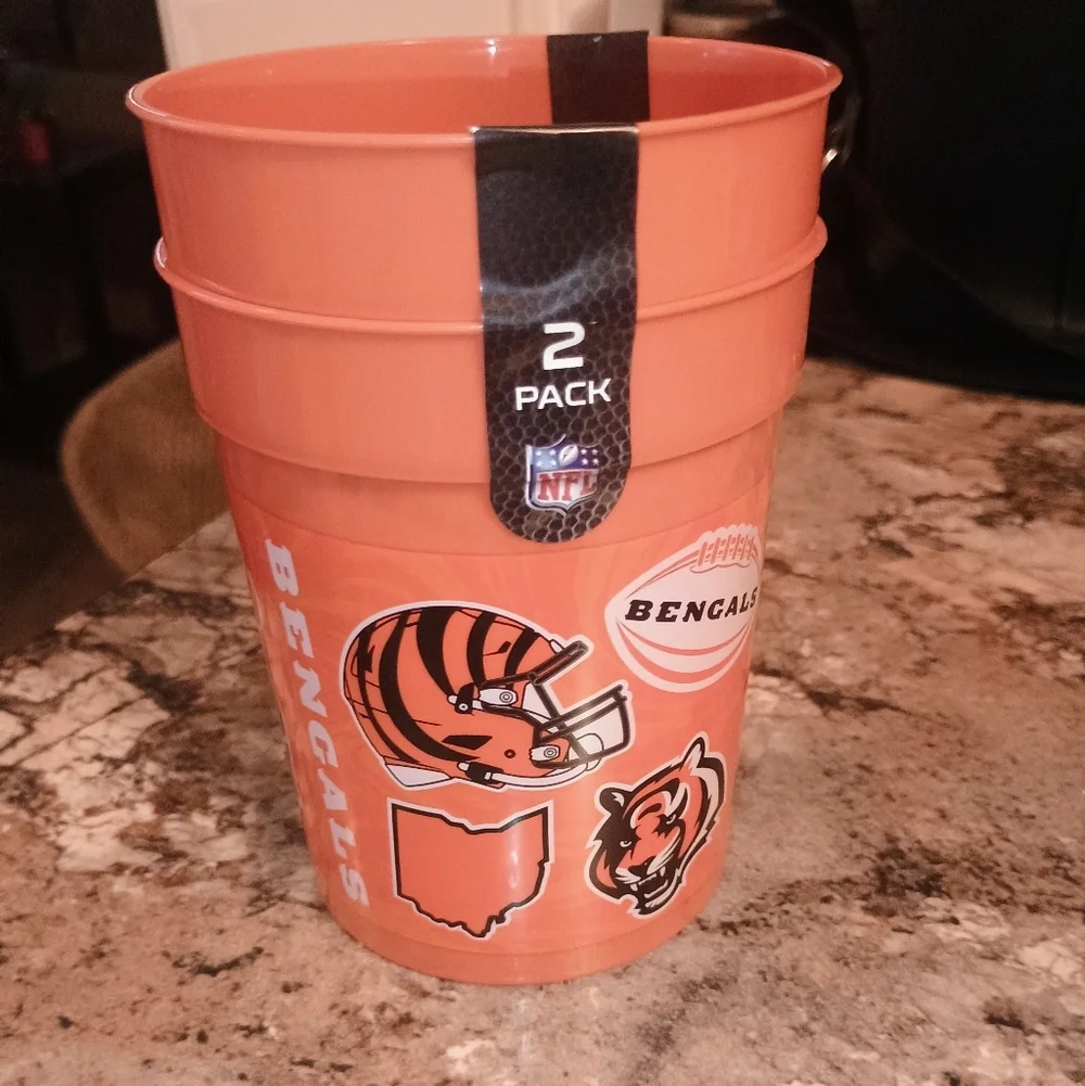NFL Bengals Orange Fan Cups Large 2 Pk Brand New - Picture 2 of 3